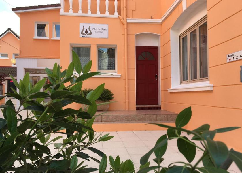 Hauts-de-France Etaples exterior view