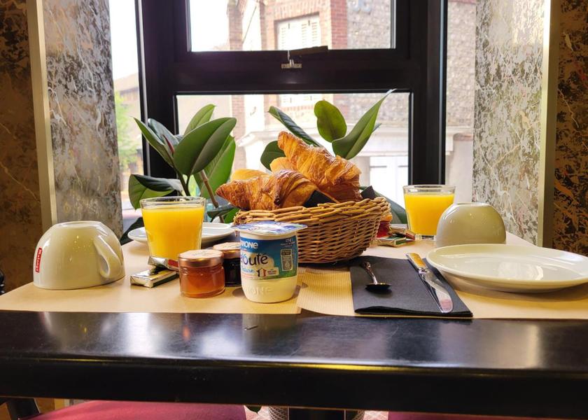 Normandy Etretat food and beverages