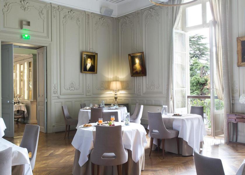 Auvergne-Rhone-Alpes Eybens food and beverages