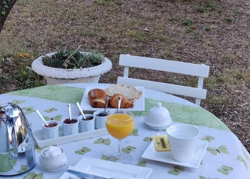 Provence-Alpes-Côte d'Azur Tourrettes food and beverages