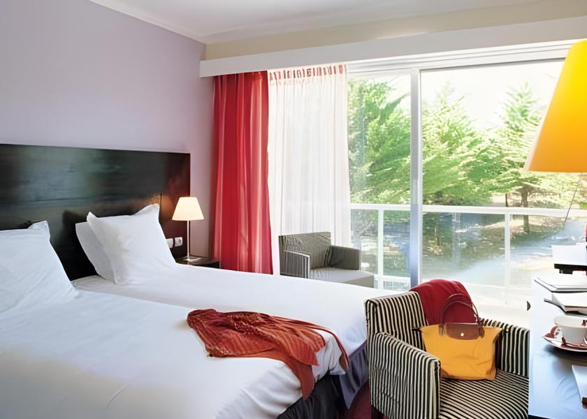Brittany Fouesnant Quadruple Room