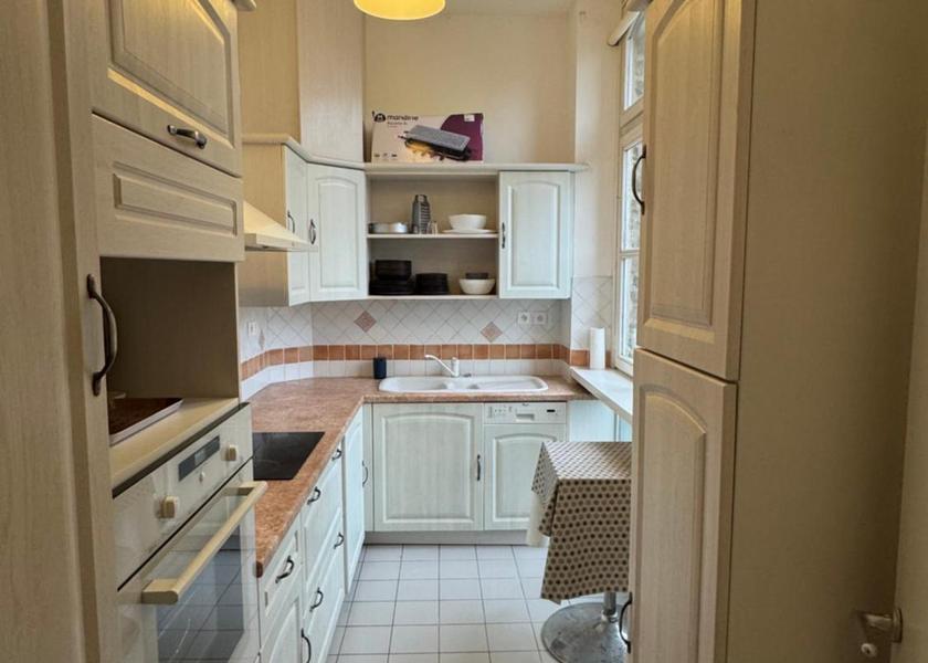 Brittany Fougeres kitchen