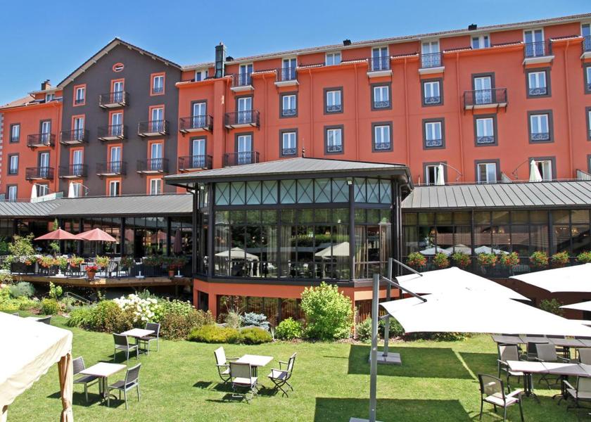 Grand Est Gerardmer entrance