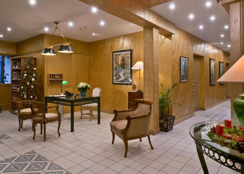 Grand Est Gerardmer lobby