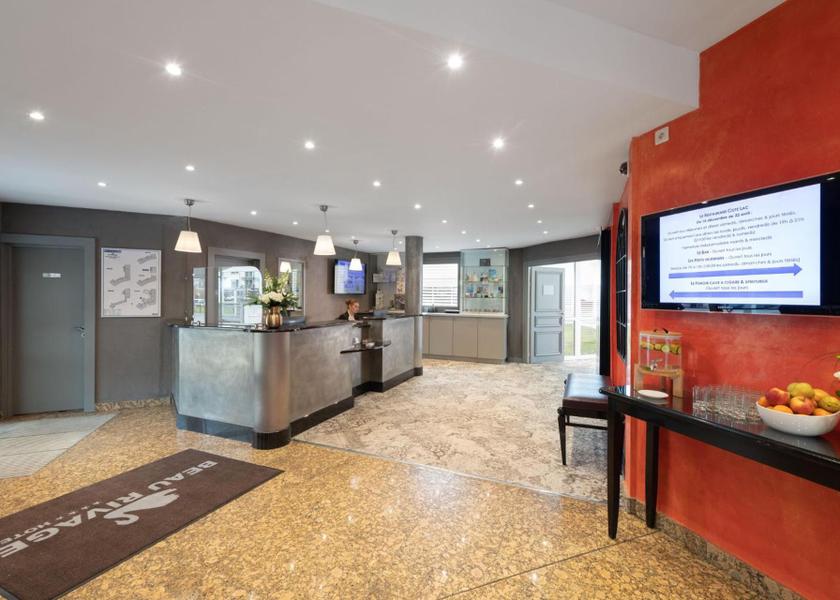 Grand Est Gerardmer Lobby