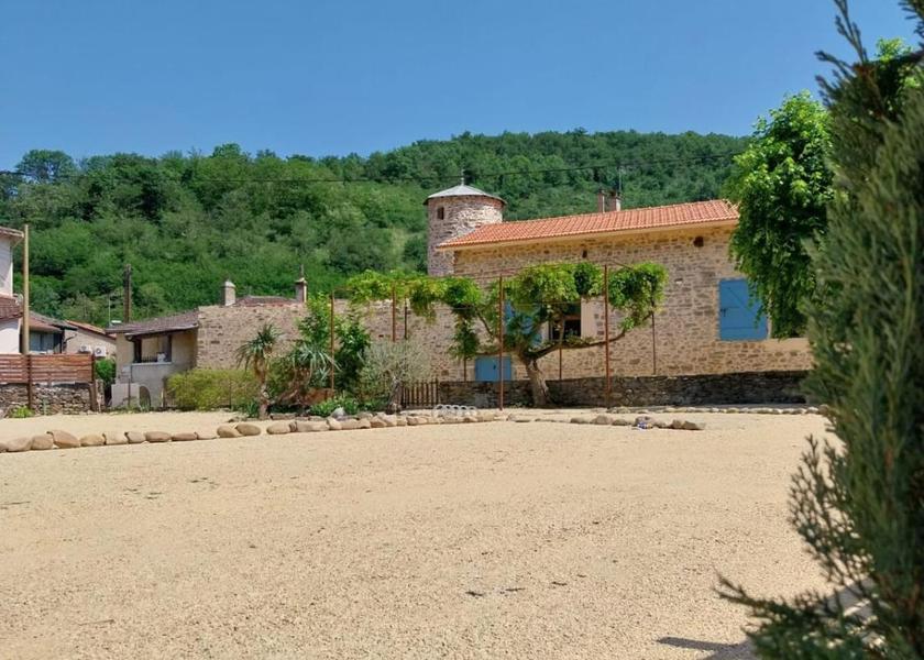 Auvergne-Rhone-Alpes Givors balcony/terrace