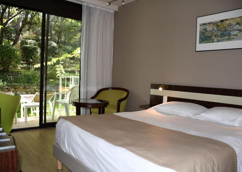 Provence-Alpes-Côte d'Azur Gréoux-les-Bains Double Room with Garden