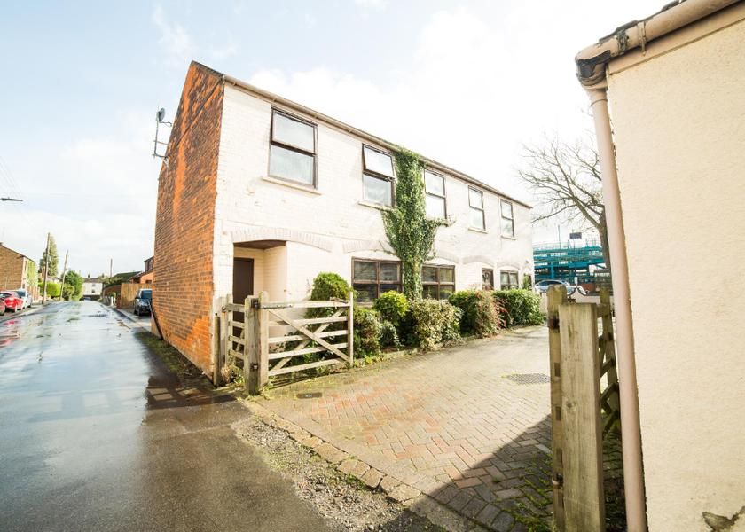 England Barnetby exterior view