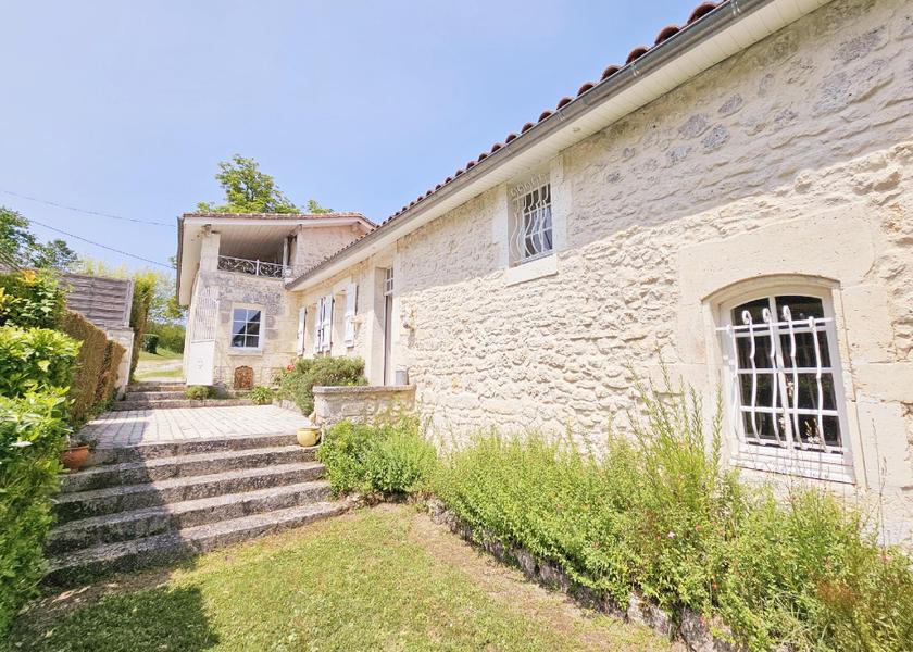 Nouvelle-Aquitaine La Couronne 