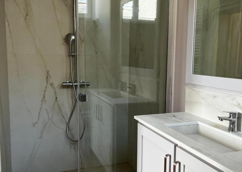 Pays de la Loire La Fleche Double Room with Private Bathroom