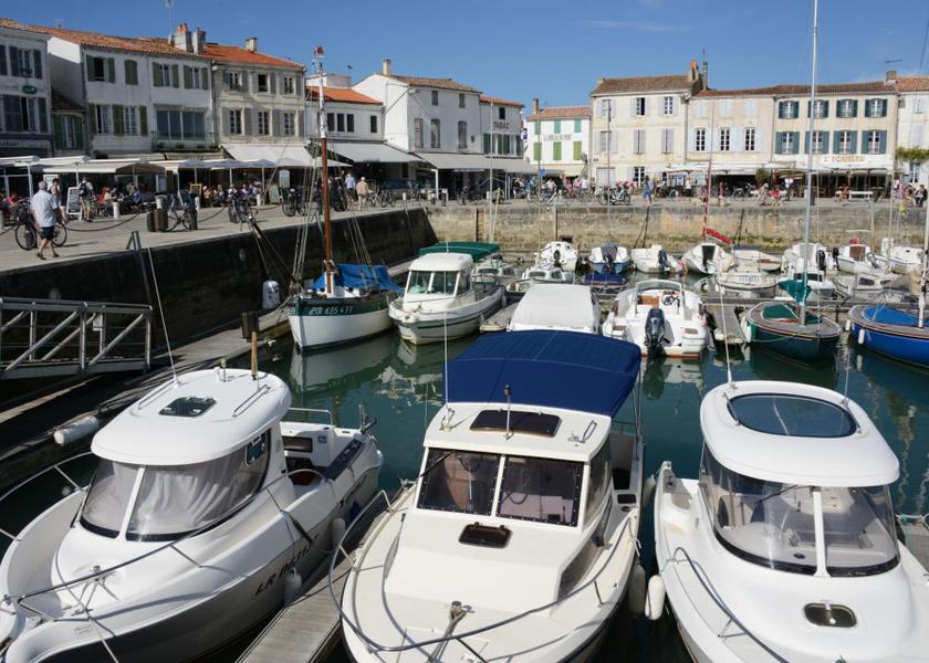 Nouvelle-Aquitaine La Flotte surrounding environment