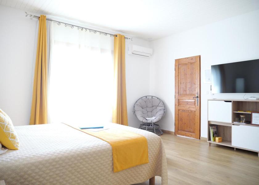 Occitanie La Salvetat-sur-Agout Triple Room with Garden View