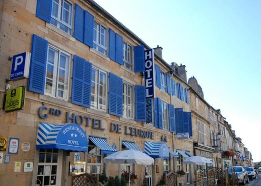 Grand Est Langres Entrance