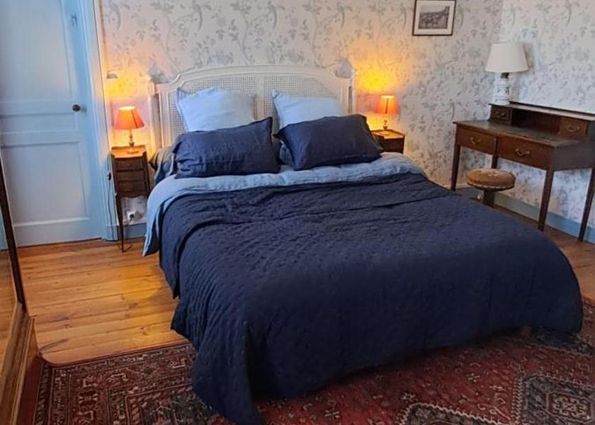 Normandy Lessay Double Room with Private Bathroom