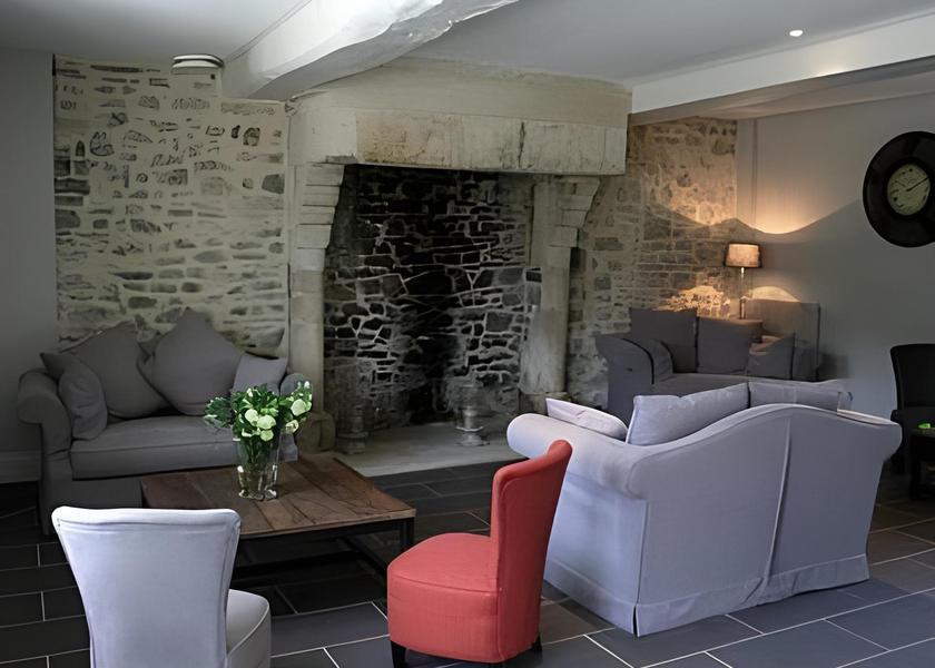 Normandy Lessay interior view