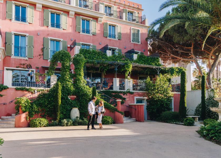 Corsica L'Ile-Rousse exterior view