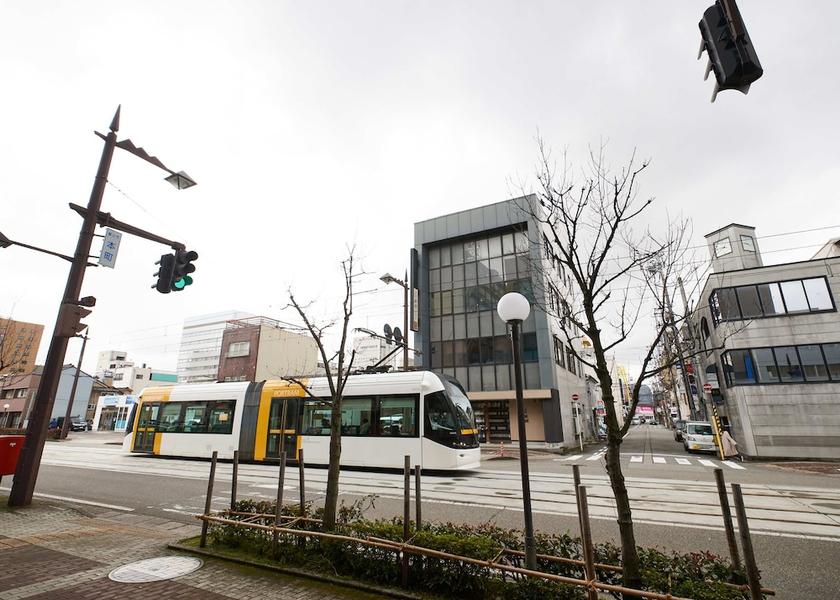 Toyama Toyama Exterior