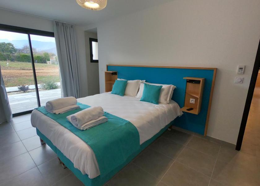 Corsica Lucciana Single Superior