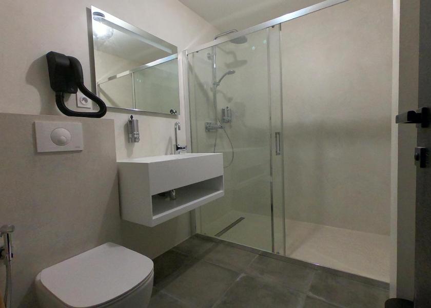 Corsica Lucciana Single Superior