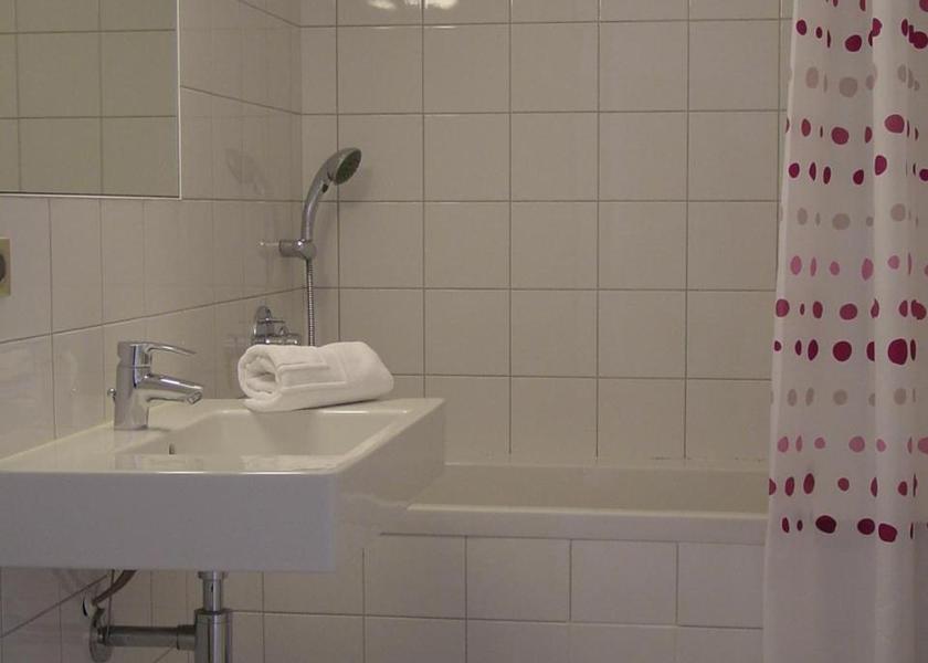 Occitanie Moissac Double or Twin Room with Street View
