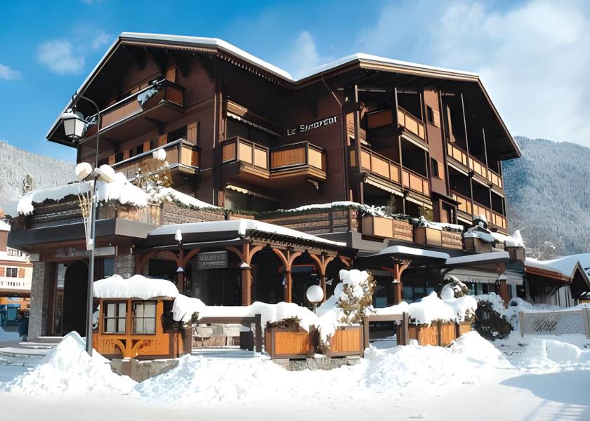 Auvergne-Rhône-Alpes Morzine exterior view