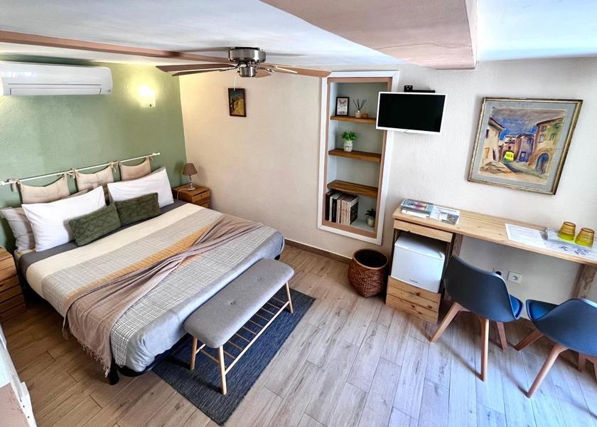 Provence-Alpes-Côte d'Azur Moustiers-Sainte-Marie Double Room with Private Bathroom