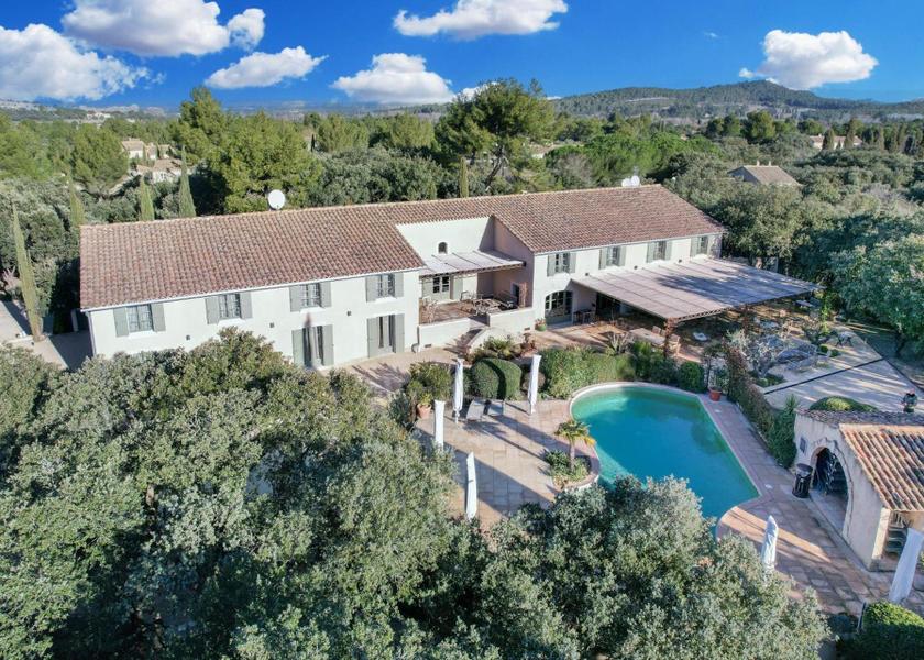 Provence - Alpes - Cote d'Azur Orgon exterior view