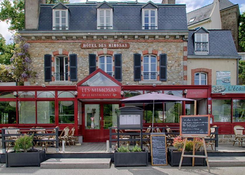 Brittany Pont-Aven exterior view