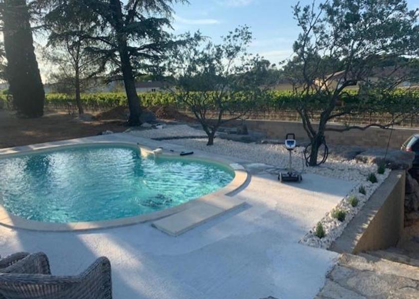 Occitanie Pont-Saint-Esprit swimming pool