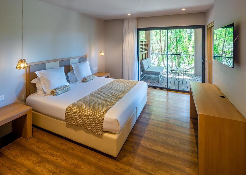 Corsica Porto-Vecchio  Suite Confort Pinede