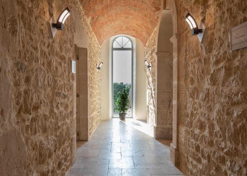 Auvergne-Rhone-Alpes Vallon-Pont-d'Arc 