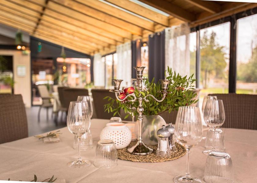 Auvergne-Rhone-Alpes Vallon-Pont-d'Arc banquet hall