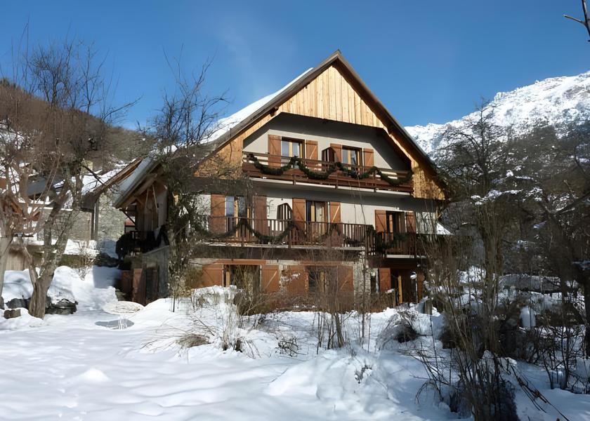 Auvergne-Rhone-Alpes Vaujany exterior view