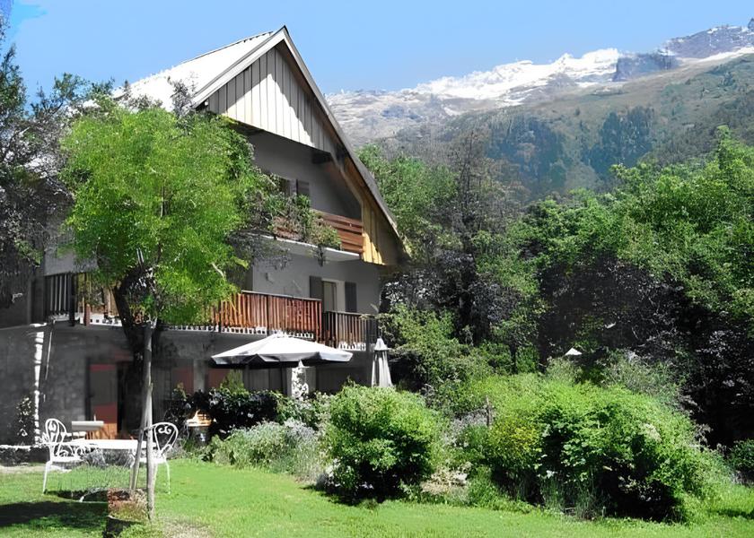 Auvergne-Rhone-Alpes Vaujany exterior view