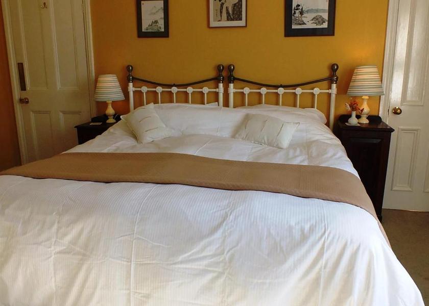 England Crook Superior Twin Room with Garden View