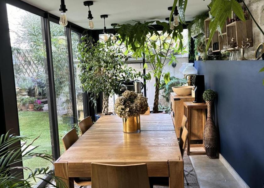 Occitanie Villeneuve-les-Avignon facilities