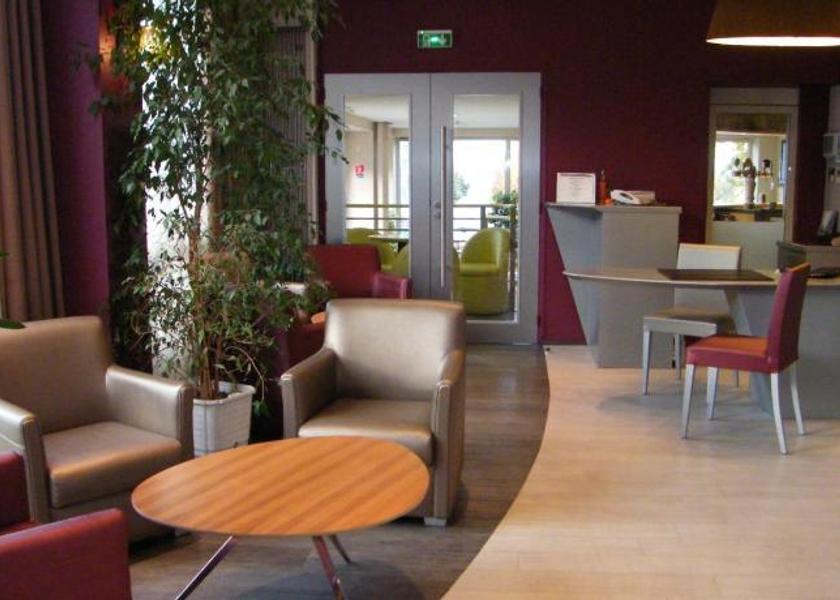 Normandy Vire-Normandie Lobby