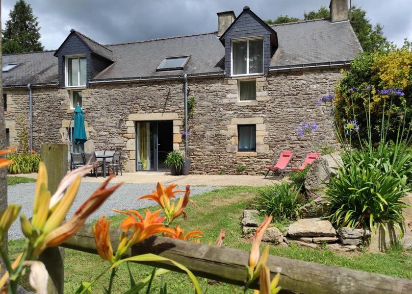 Brittany Rochefort-en-Terre 