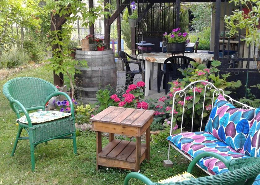 Grand Est Romilly-sur-Seine food and beverages