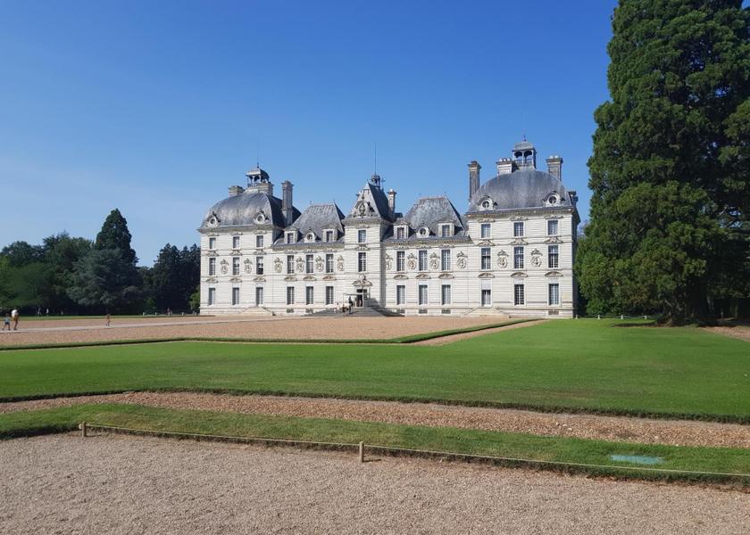 Centre-Loire Valley Pruniers-en-Sologne nearby attraction