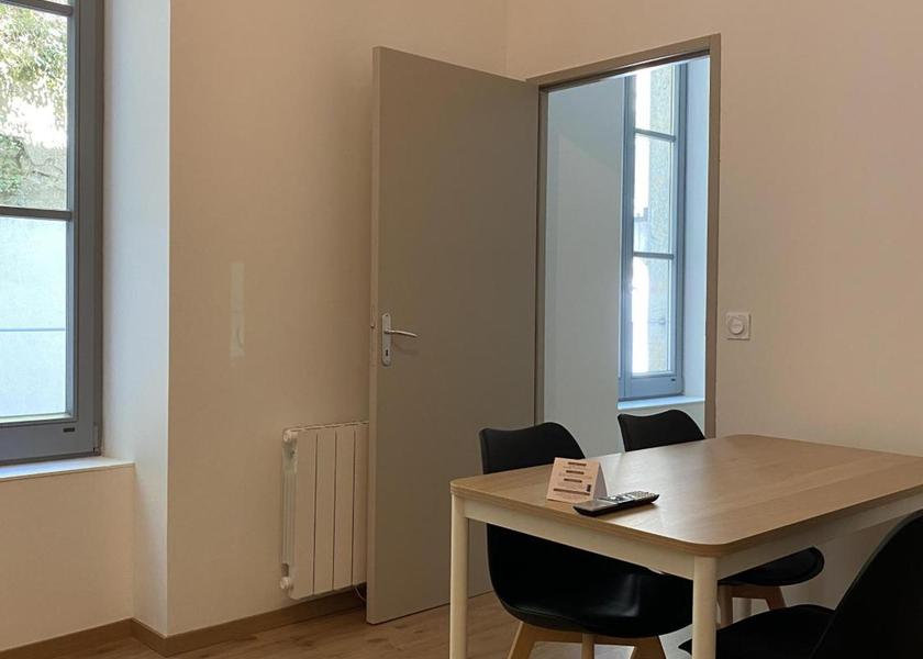 Auvergne-Rhone-Alpes Royat facilities