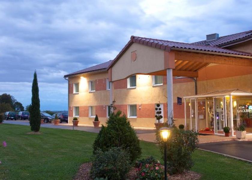 Bourgogne-Franche-Comté Tournus Exterior view