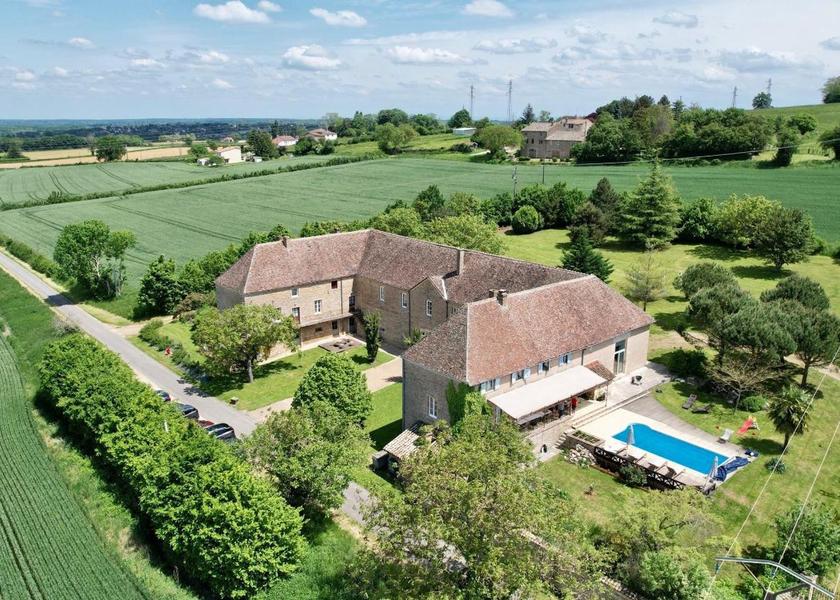 Bourgogne-Franche-Comte Tournus garden