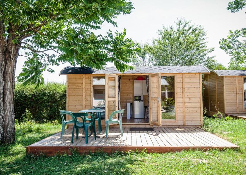 Bourgogne-Franche-Comte Tournus facilities