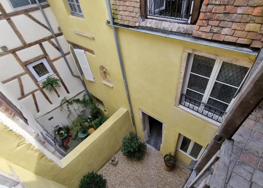 Bourgogne-Franche-Comte Tournus 