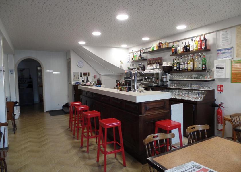 Occitanie Saint-Alban-sur-Limagnole bar/lounge