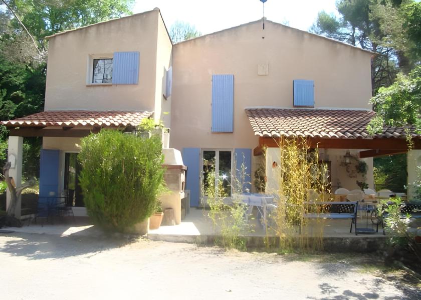 Provence - Alpes - Cote d'Azur Saint-Maximin-la-Sainte-Baume exterior view