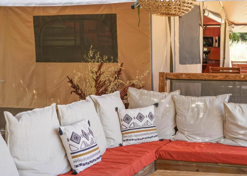 Provence - Alpes - Cote d'Azur Saint-Maximin-la-Sainte-Baume facilities