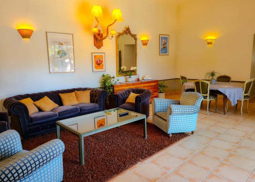 Auvergne-Rhone-Alpes Saint-Priest 