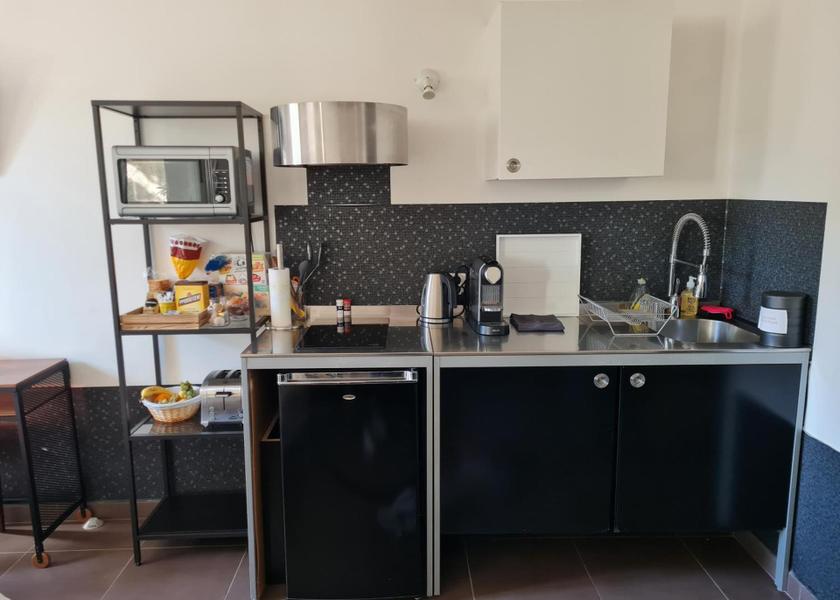 Auvergne-Rhone-Alpes Saint-Priest Food & Dining